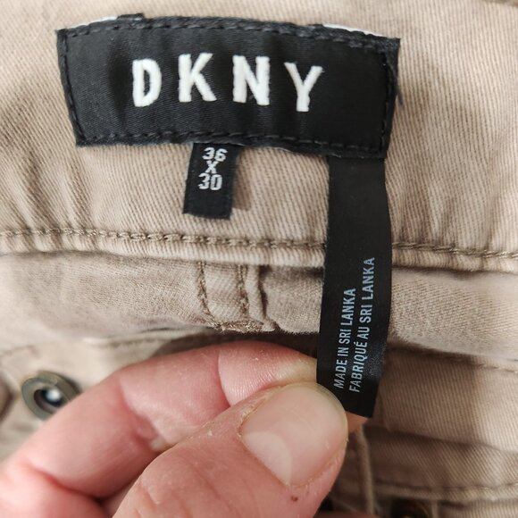 Men's DKNY 36 x 30 khaki pants - Picture 2 of 4